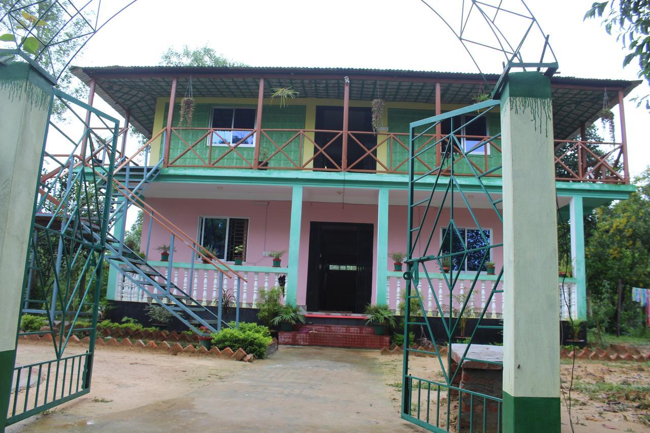 Green Palace Tea Resort Sreemangal Extérieur photo