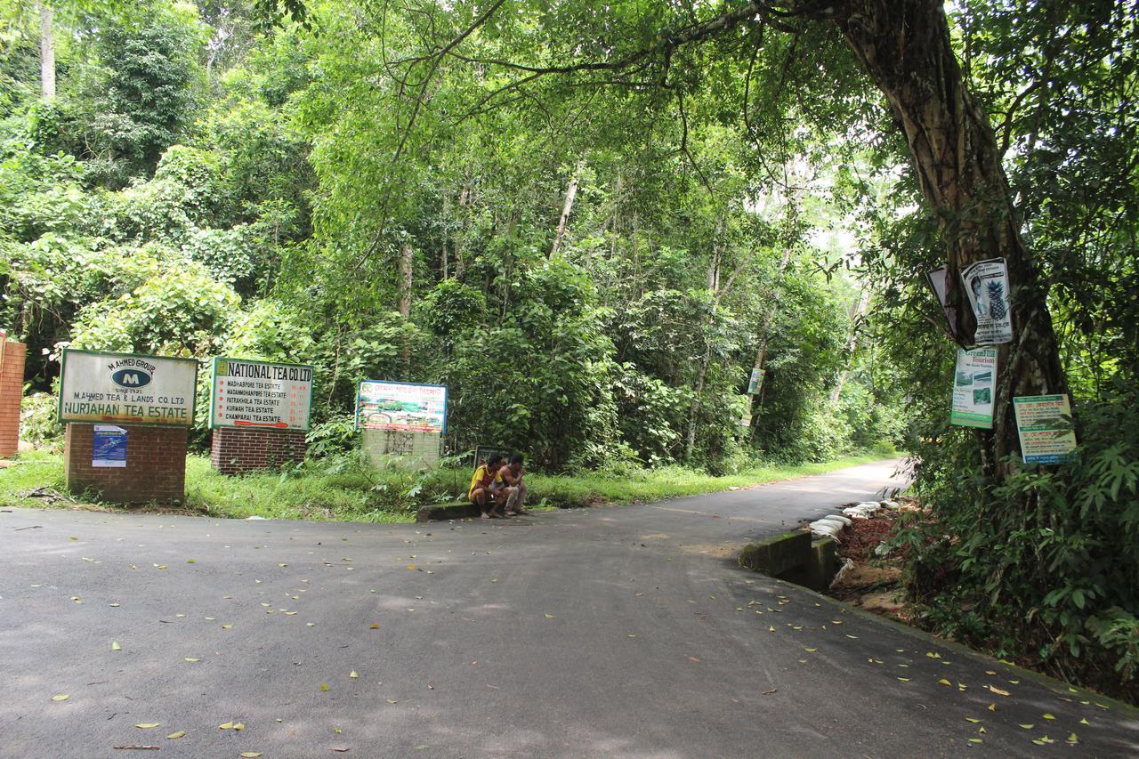 Green Palace Tea Resort Sreemangal Extérieur photo